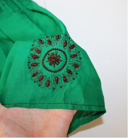 BCBG Max Azria Skirt - Green with Flower Design - Waist 30 - Length 18.5 - Picture 12 of 14